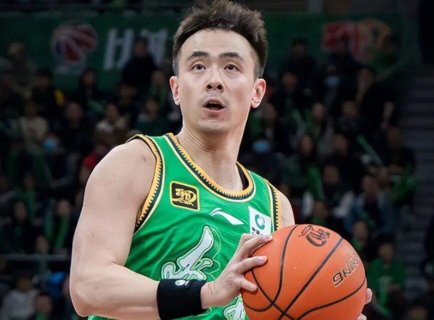 预测技巧-赵继伟赛季首秀完美，CBA又来超级外援！